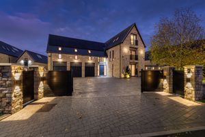 Photo 29- click for photo gallery